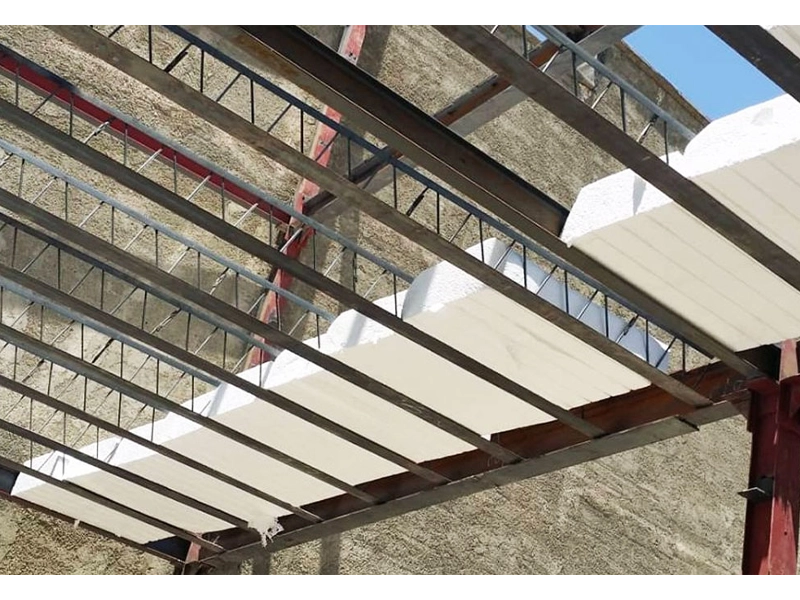 chromit roof